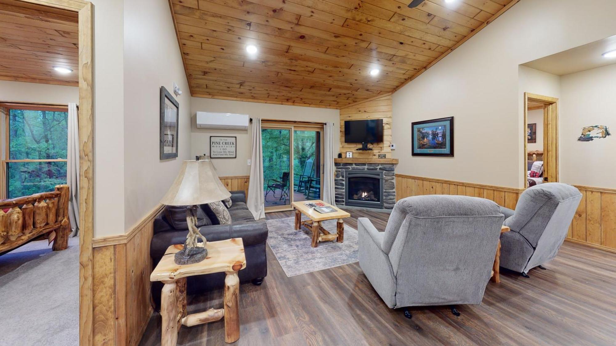 Rough Cut Lodge Gaines 外观 照片